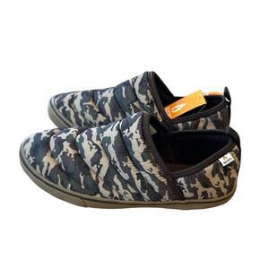 Sporto Puffer Quilted Vylon SlipOn Sneaker Shoes Camo - Size 10M